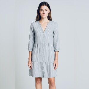 🤍Old Navy Chambray Gray & White Striped Waist-Defined Button-Down Dress 🤍